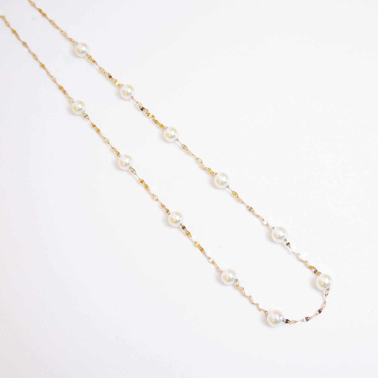 No Brand Vintage 18K Gold Pearl Station Necklace