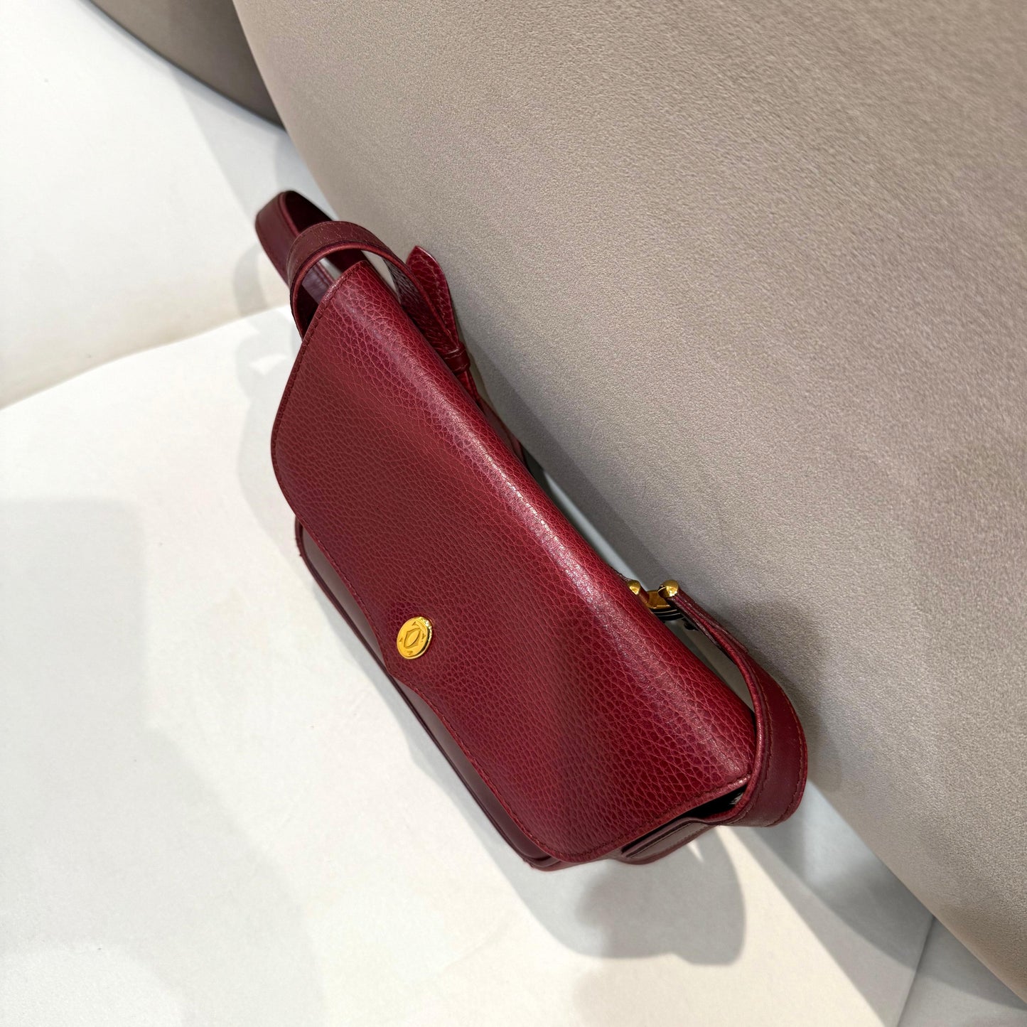 Cartier Must Line Vintage Bordeaux Leather Shoulder Bag