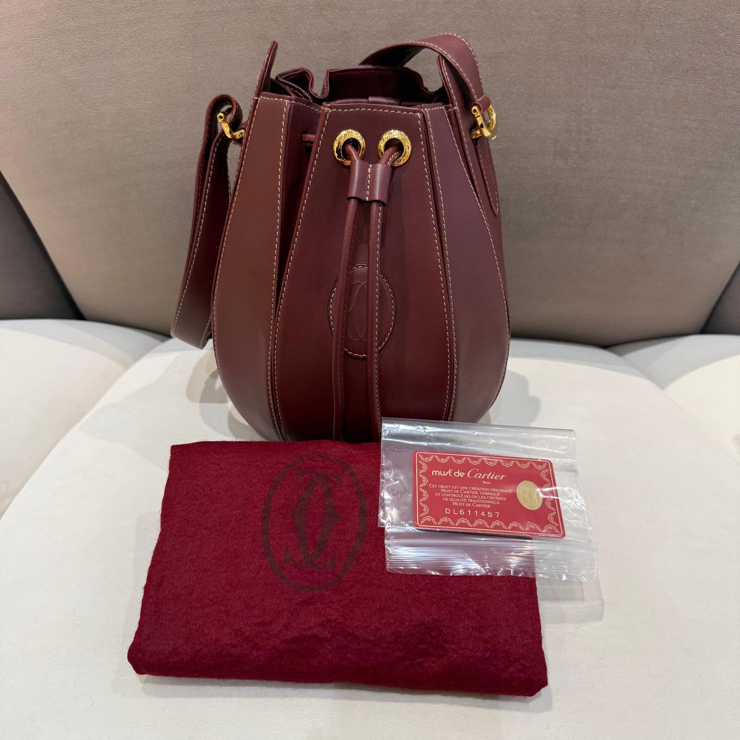 Cartier Vintage Must De Cartier Burgundy Leather Drawstring Shoulder Bag