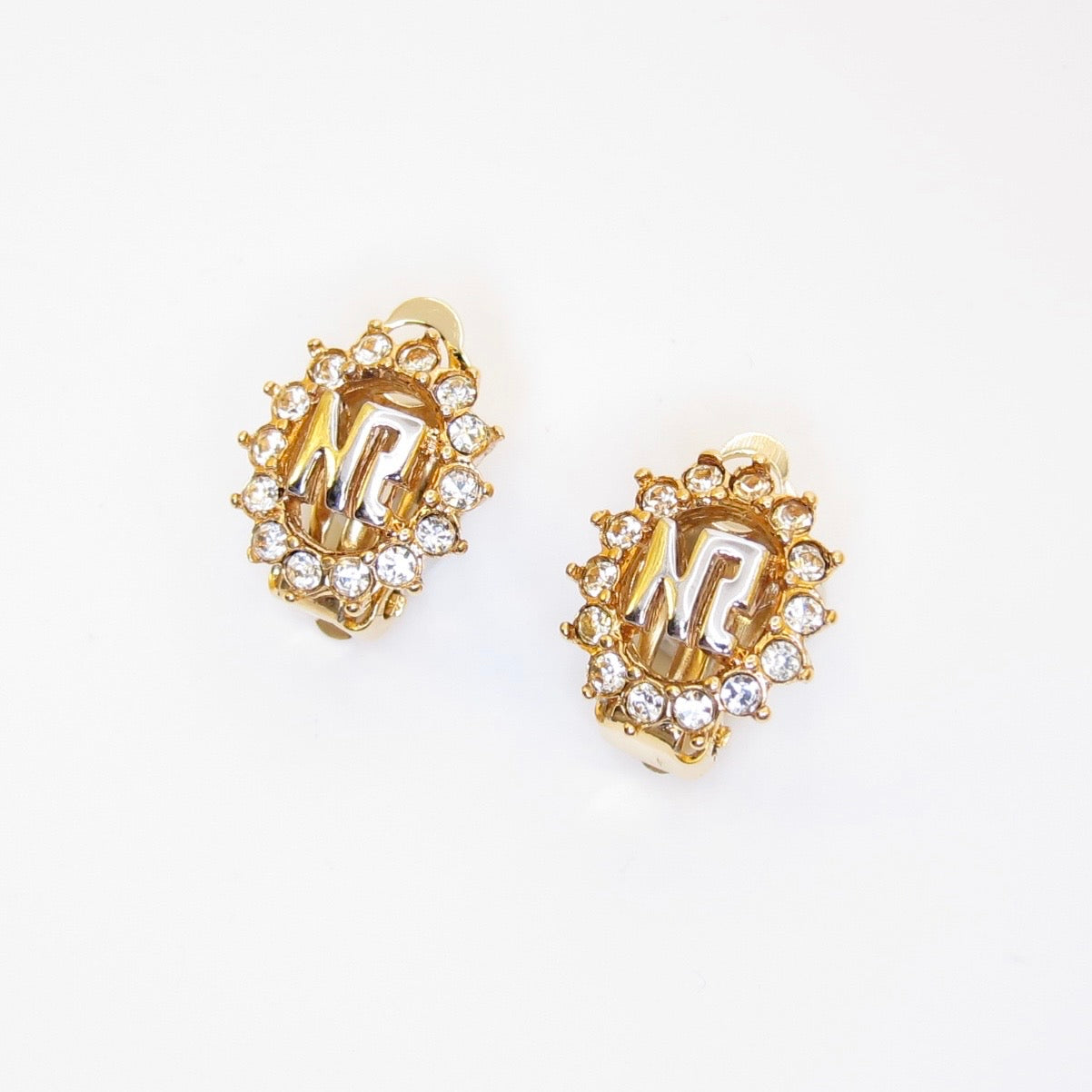 Nina Ricci Vintage NR Logo in Oval Shaped with Rhinestone Golden Clip-on Earrings
