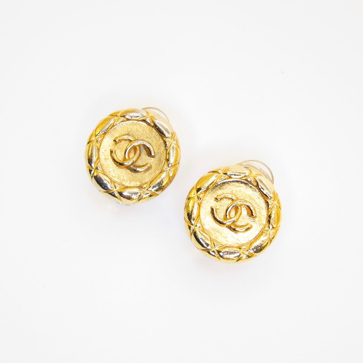 Chanel Vintage CC Logo Round Shaped Golden Clip-on Earrings