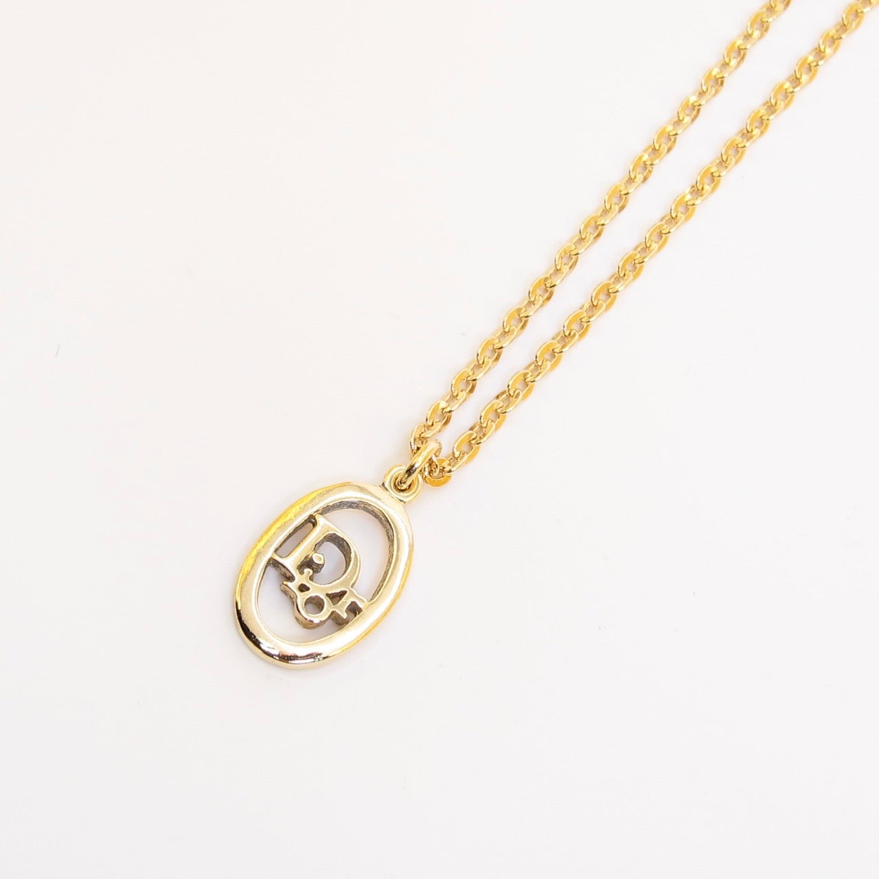 Christian Dior Vintage Dior Logo in Oval Shaped Golden Necklace