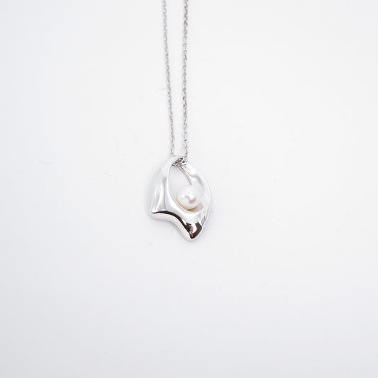 Mikimoto Vintage Stylish Akoya Pearl Silver Necklace