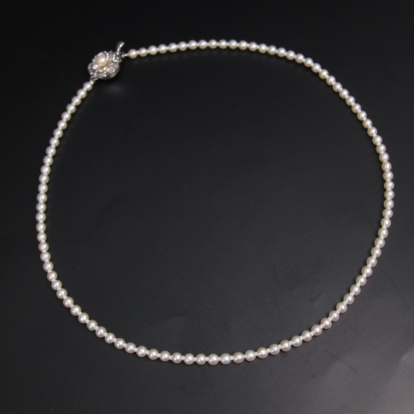 No Brand Vintage Akoya Baby Pearl with Sv Flower Buckle Necklace