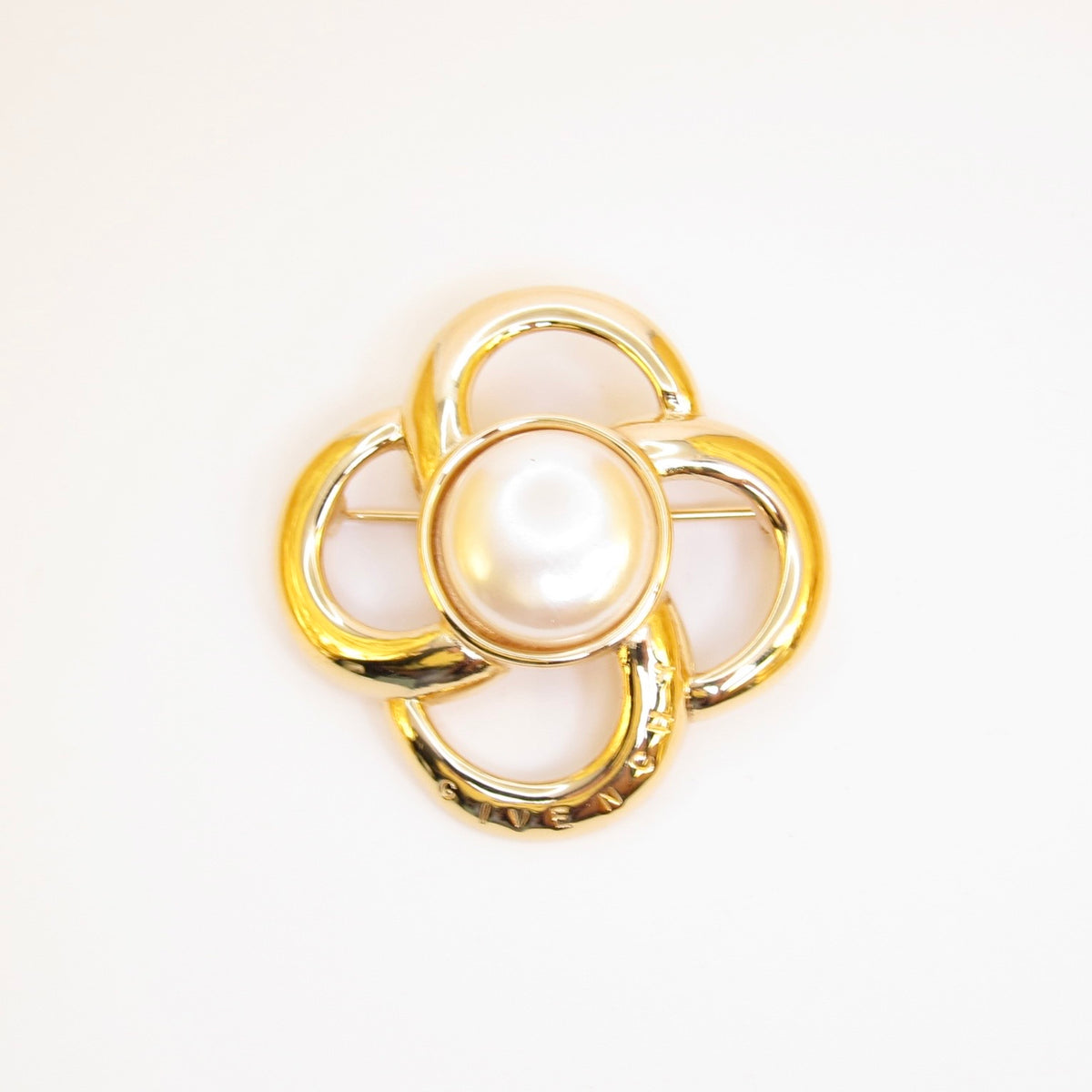 Givenchy Vintage Flower Motif with Pearl Golden Brooch