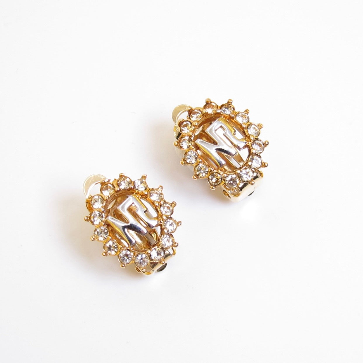 Nina Ricci Vintage NR Logo in Oval Shaped with Rhinestone Golden Clip-on Earrings