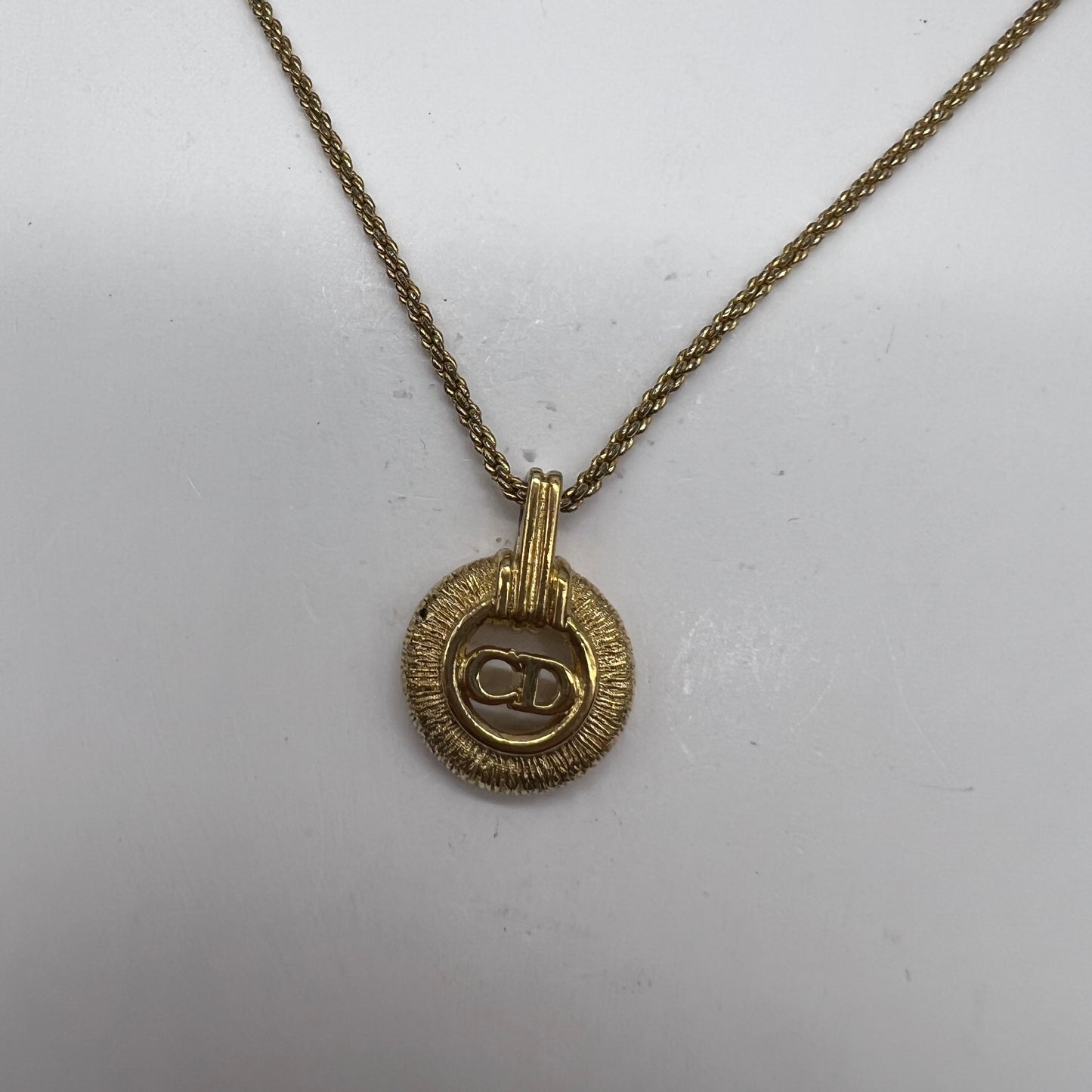 Christian Dior Vintage Cd Logo In Golden Circle Necklace