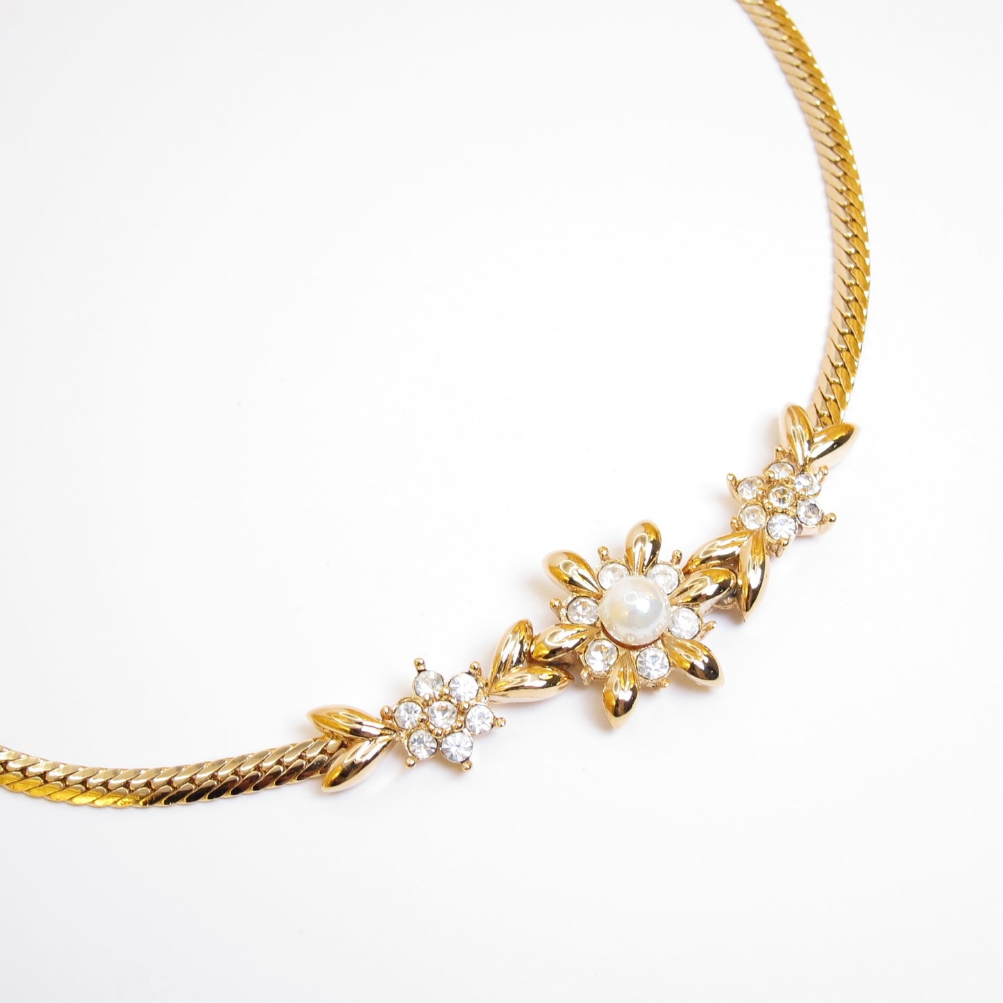 Nina Ricci Vintage Flower Motif with Pearl and Rhinestone Golden Necklace