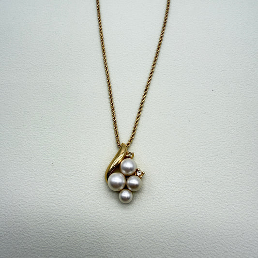 Christian Dior Vintage Pearl Motif Pendant Golden Necklace