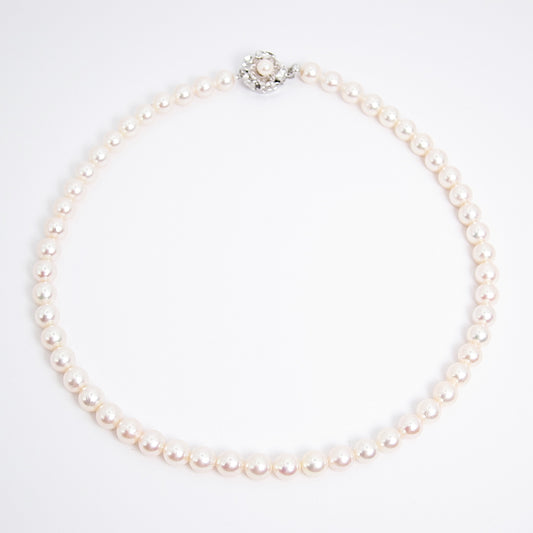 No Brand Vintage Akoya Pearl with Silver Buckle Necklace