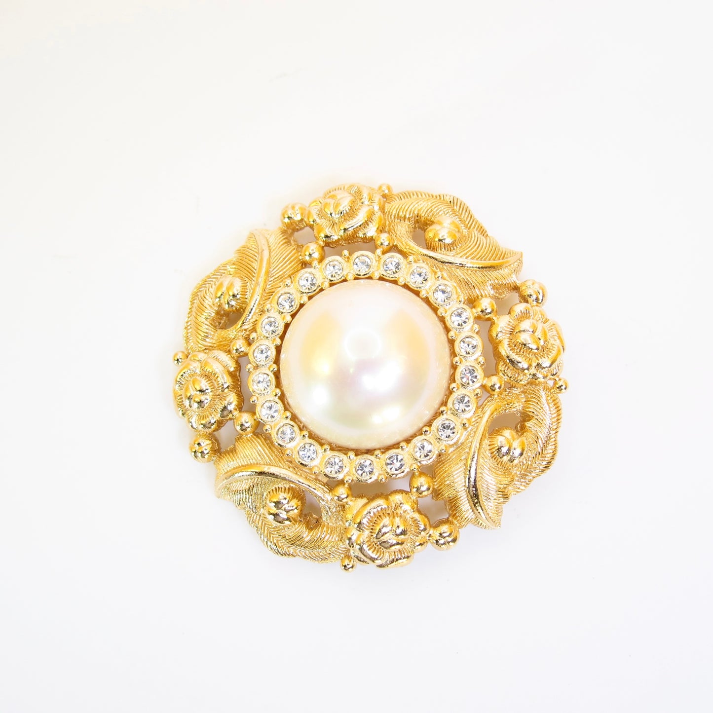 Burberry Vintage Pearl and Rhinestone Flower Golden Brooch