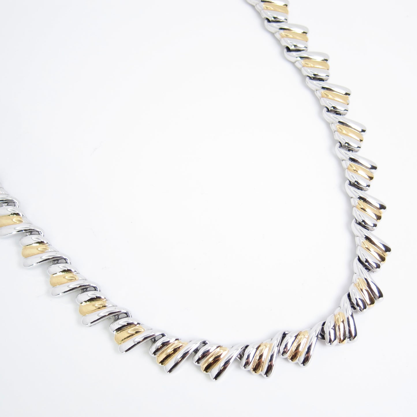 Nina Ricci Vintage Stylish Two Tone Necklace