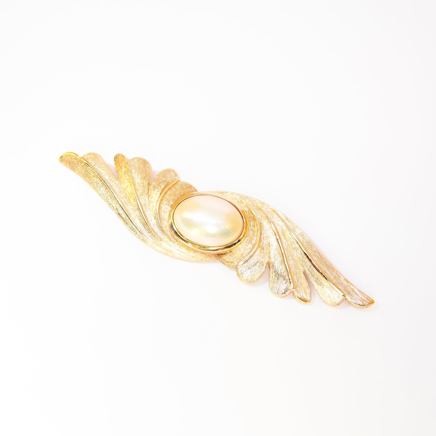 Christian Dior Vintage Stylish Pearl and Golden Brooch