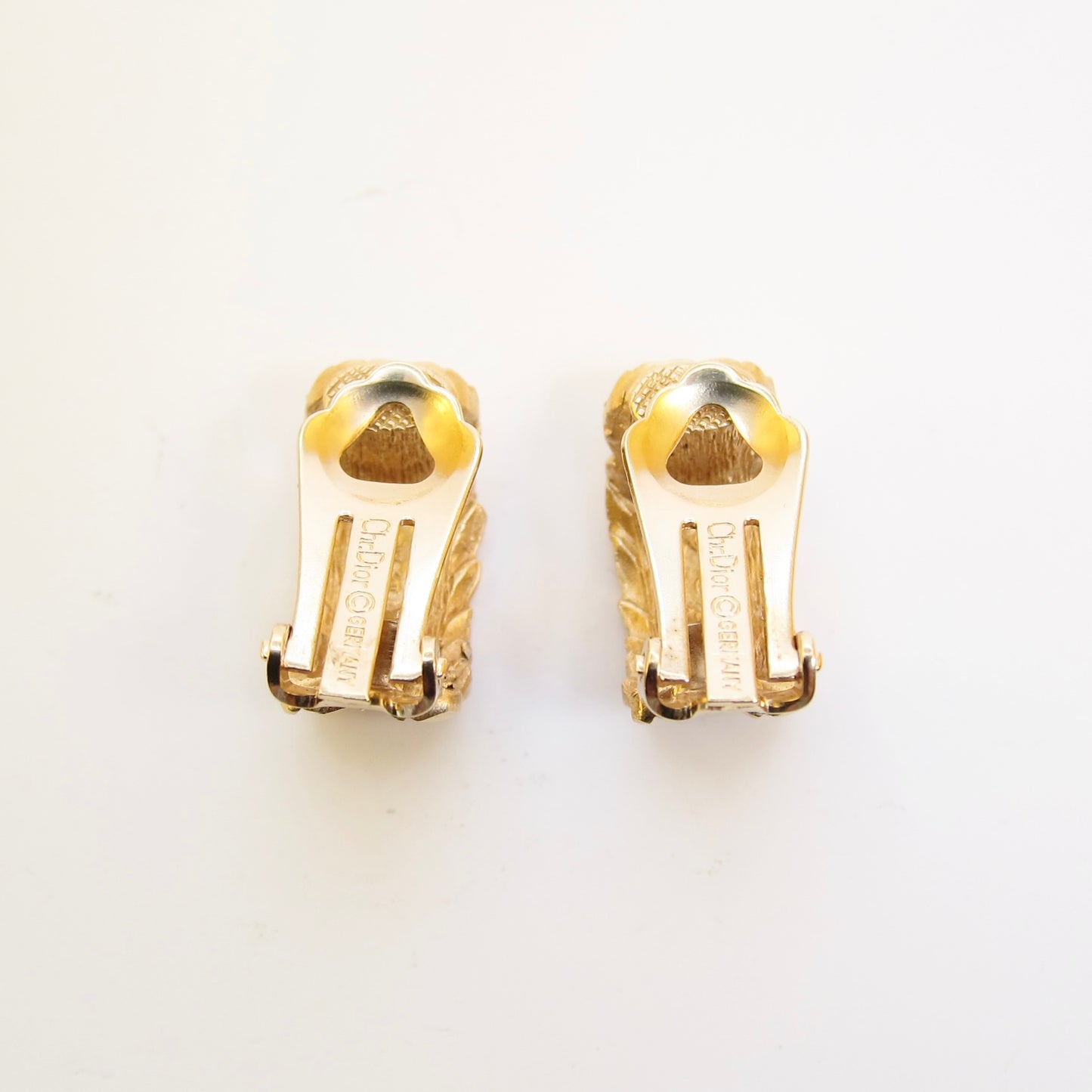 Christian Dior Vintage Leaf Motif Golden Clip-on Earrings