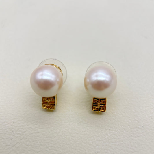 Givenchy Vintage 4G Logo and Pearl Golden Earrings