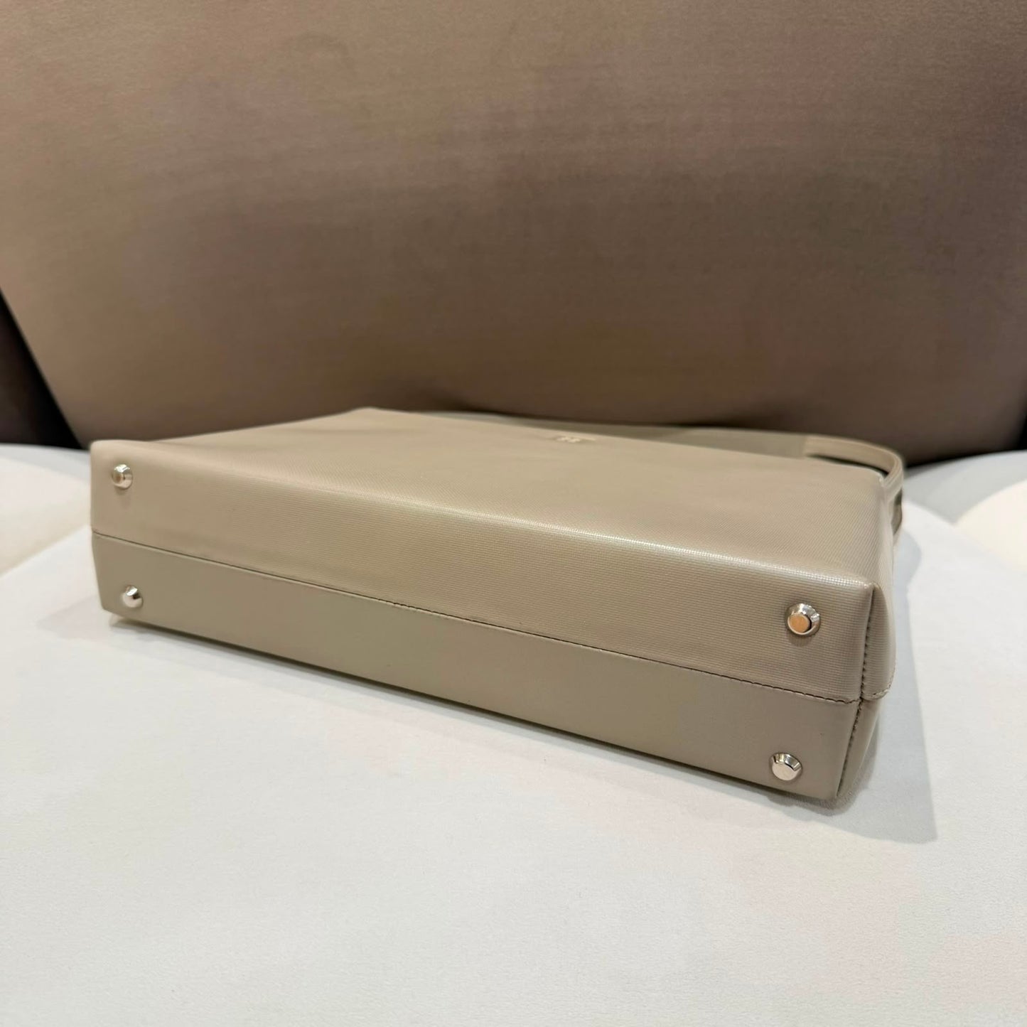 Givenchy Vintage Leather Shoulder Bag – Pale Taupe