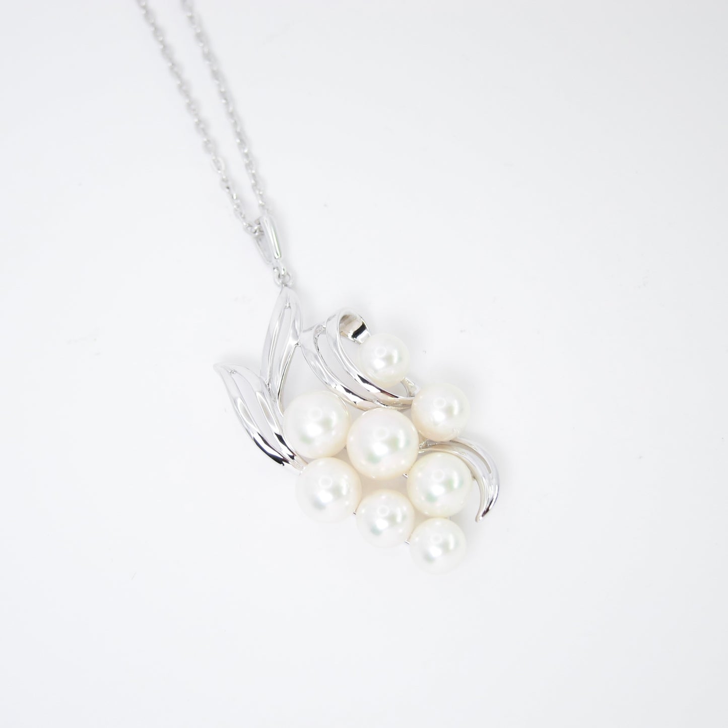 Mikimoto Vintage Pearl Silver Necklace