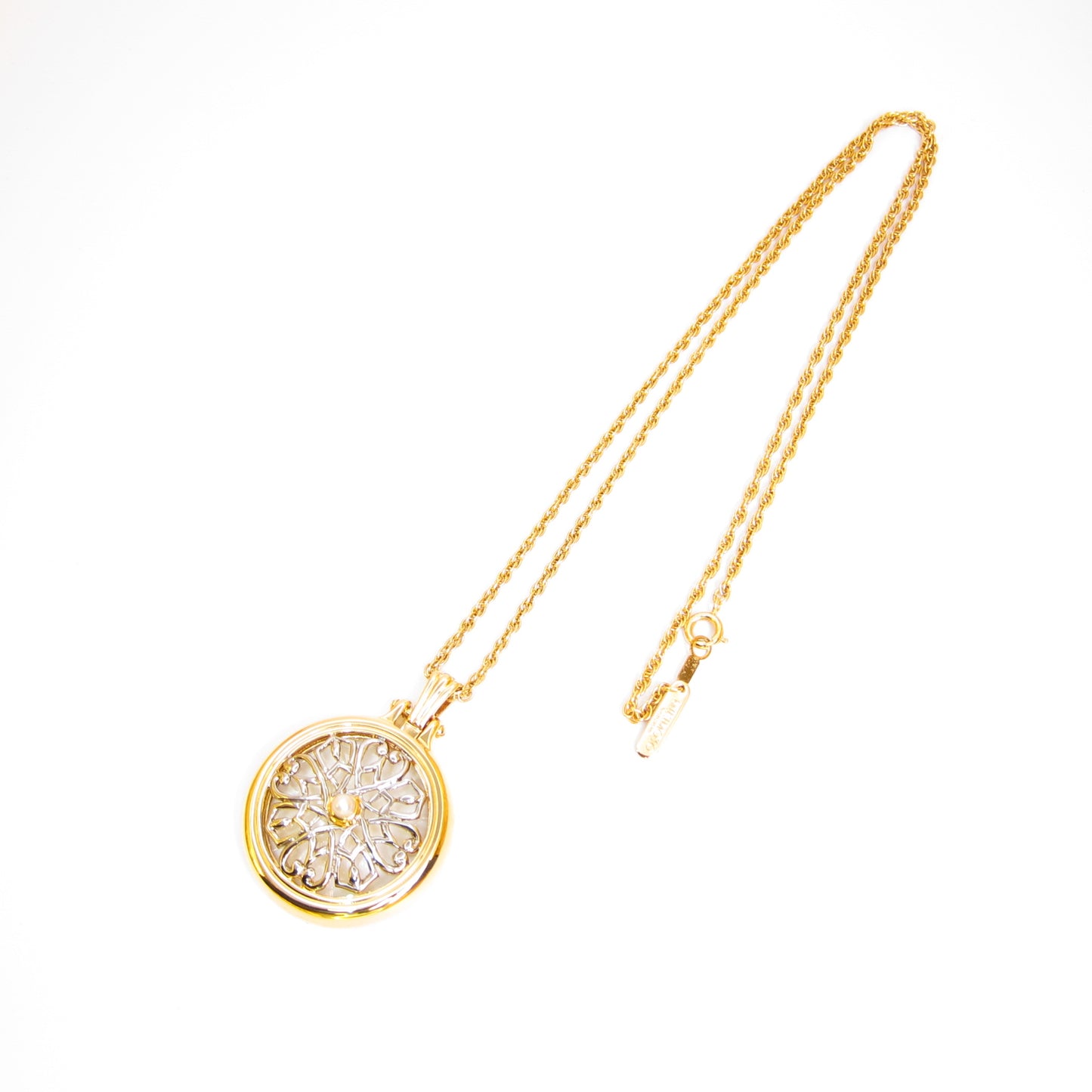 Mikimoto Vintage Magnifying Glass Akoya Pearl Golden Necklace