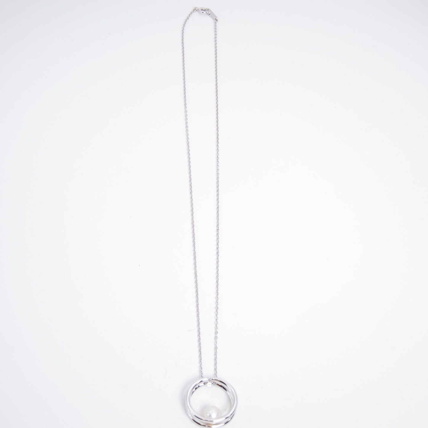 Mikimoto Vintage Pearl in Circle Silver Necklace
