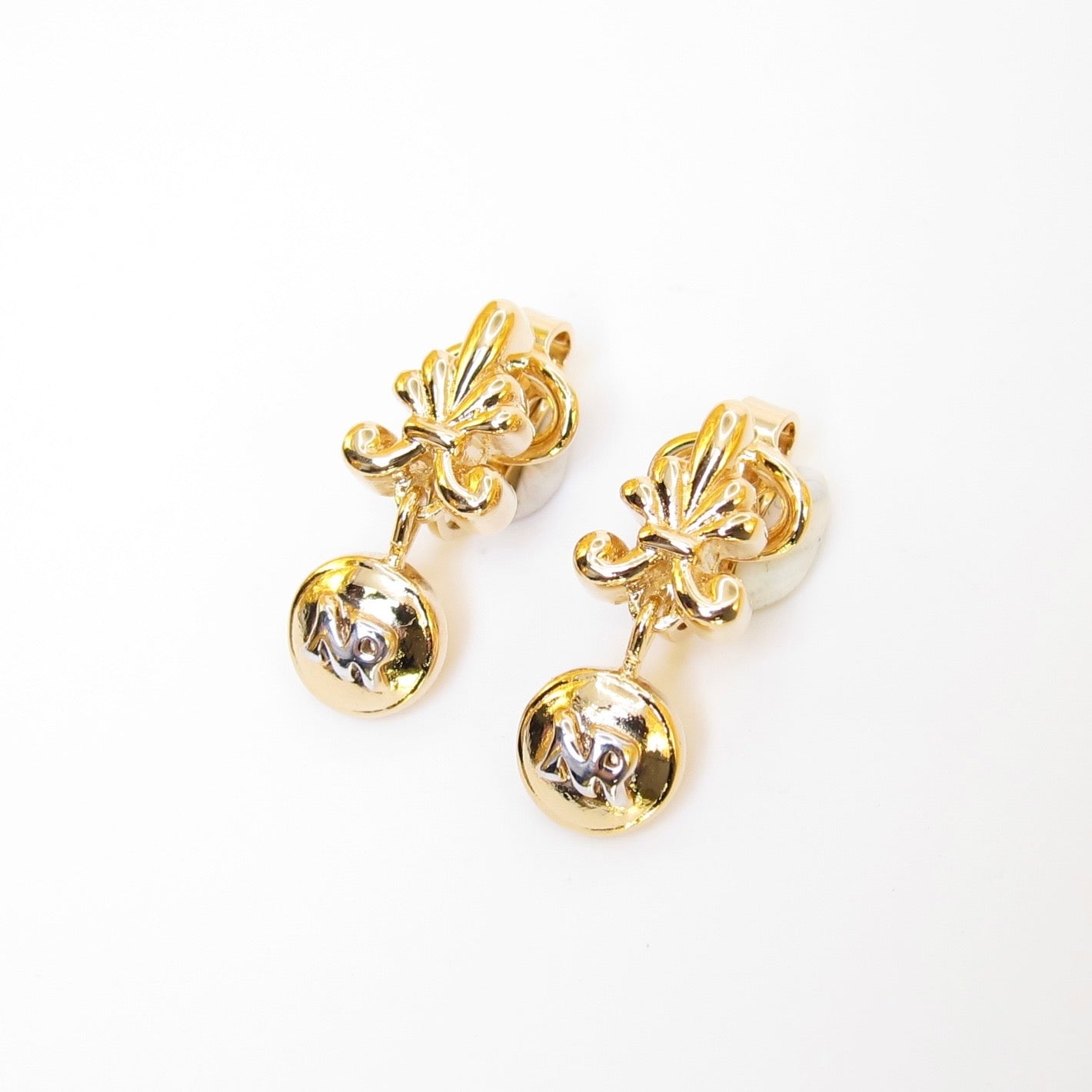Nina Ricci Vintage NR Logo Ribbon Bow Drop Dangle Golden Clip-on Earrings