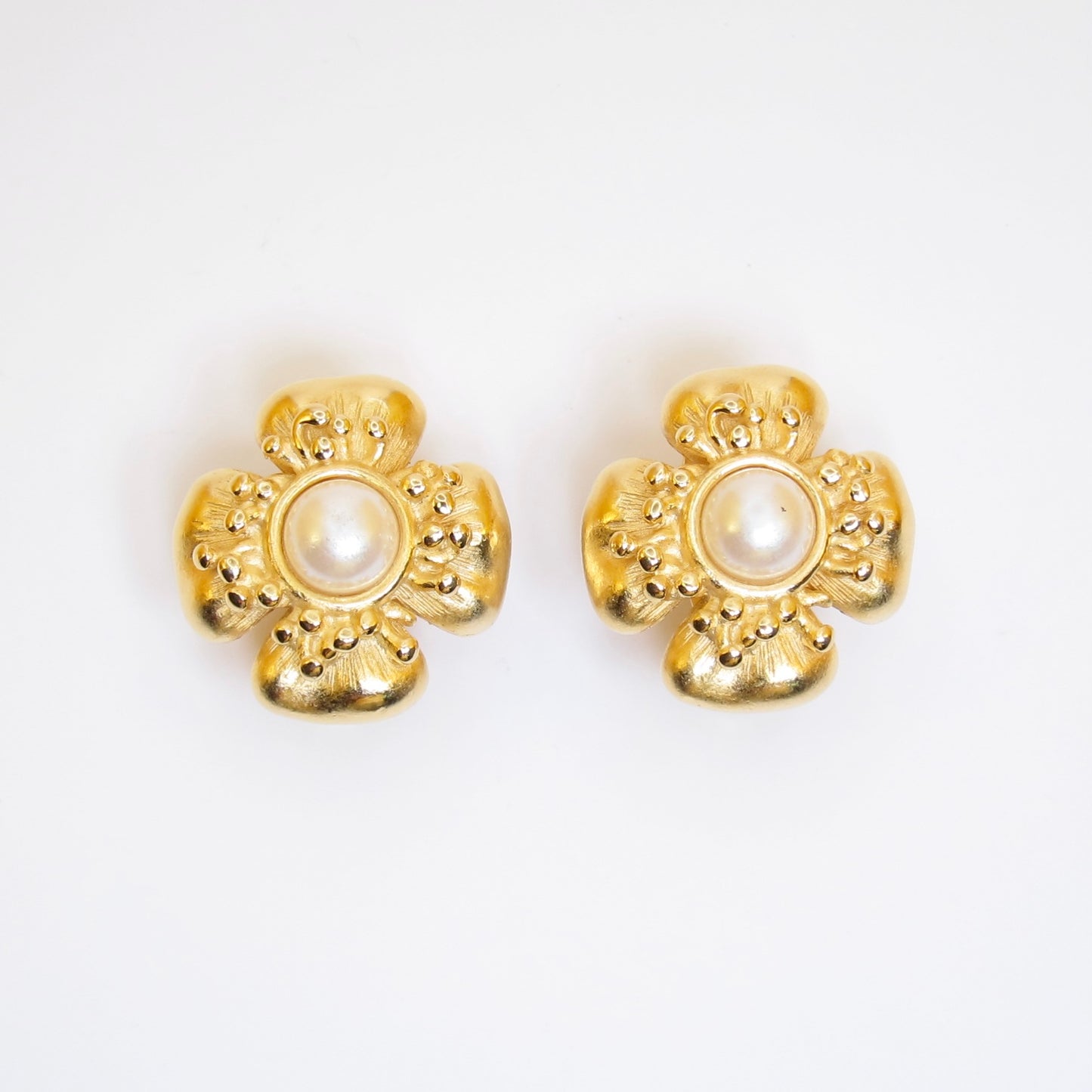 Givenchy Vintage Flower with Pearl Golden Clip-on Earrings