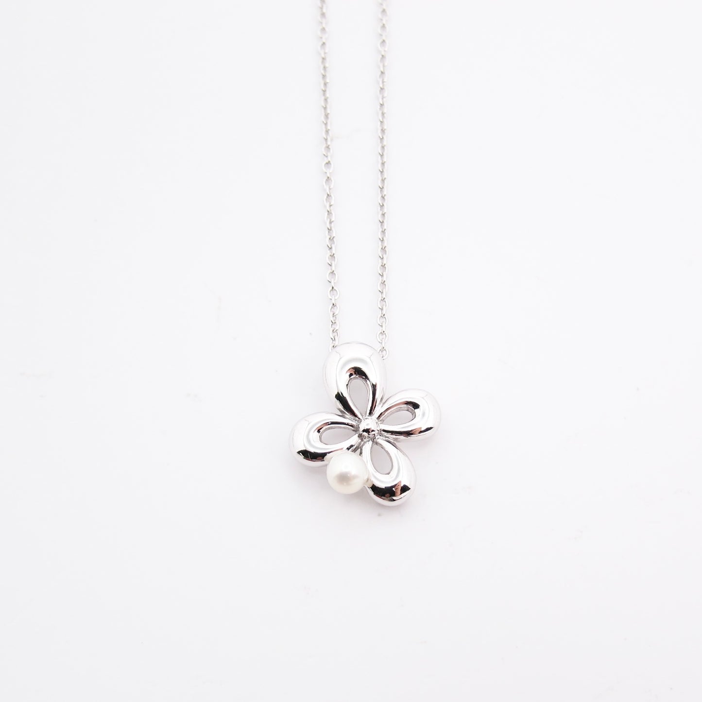 Tasaki Vintage Flower Motif with Pearl Silver Necklace