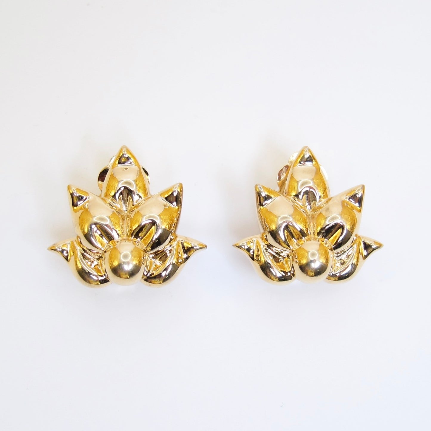 Nina Ricci Vintage Flower Motif Golden Clip-on Earrings