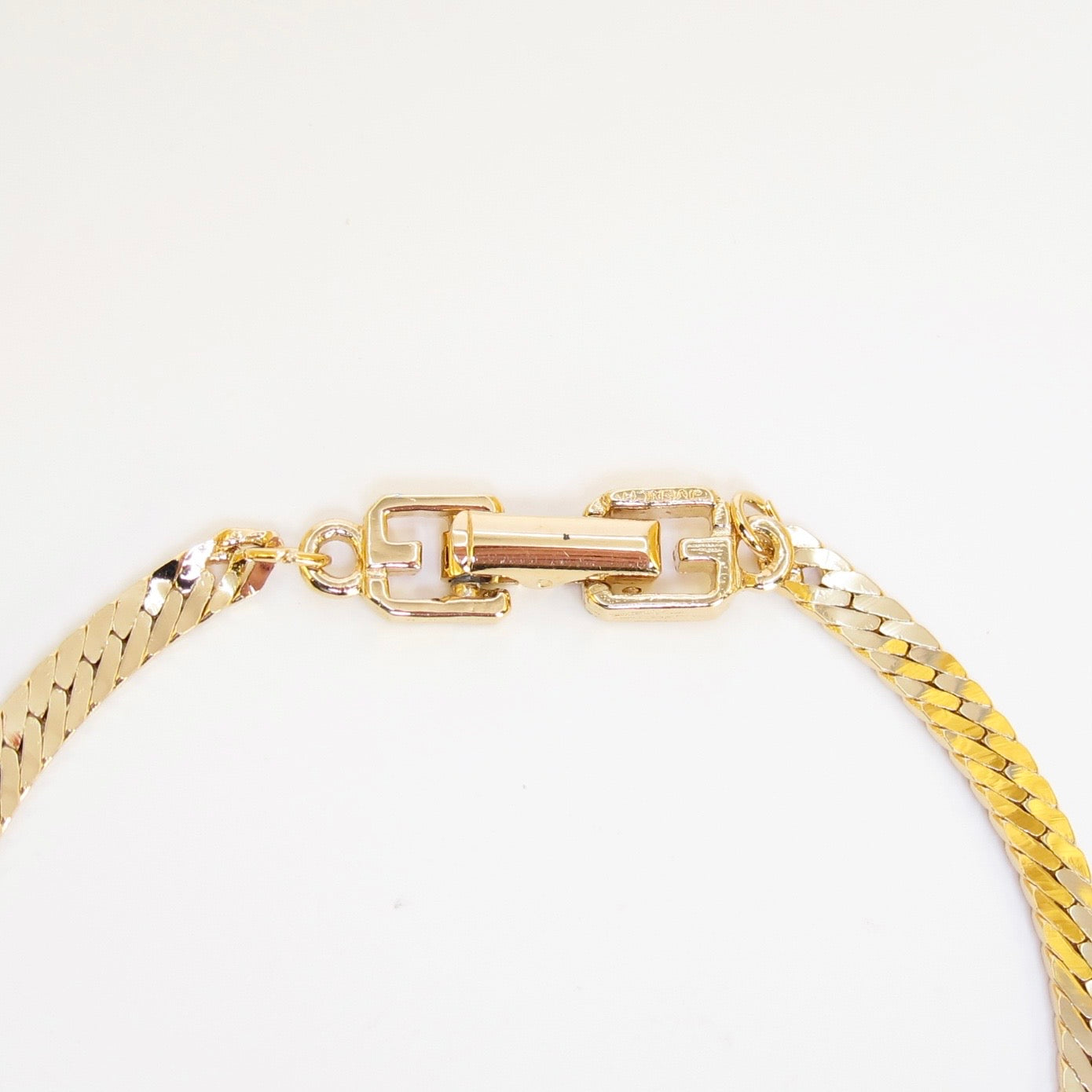 Givenchy Vintage Stylish Golden Link Chain Bracelet