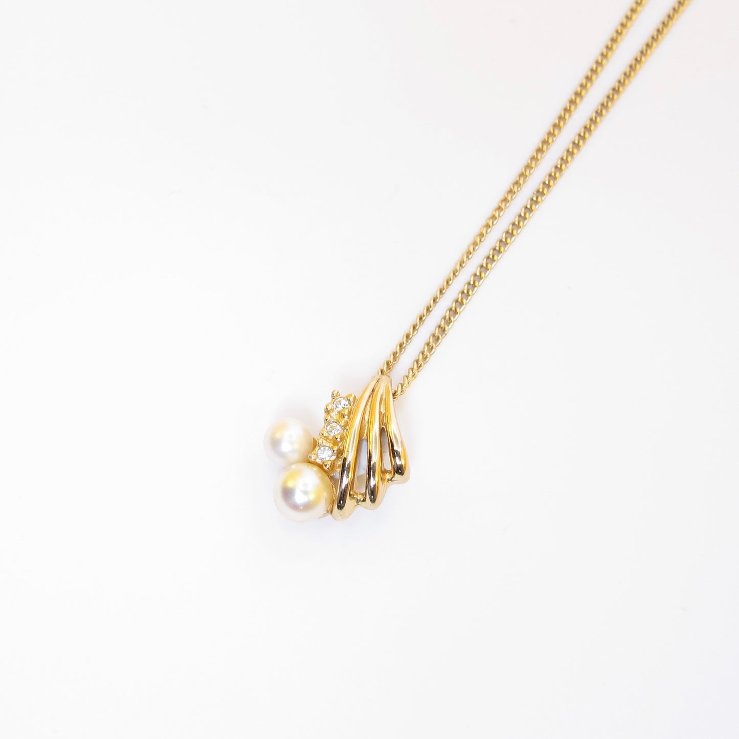 Christian Dior Vintage Stylish Pearl and Rhinestone Golden Necklace