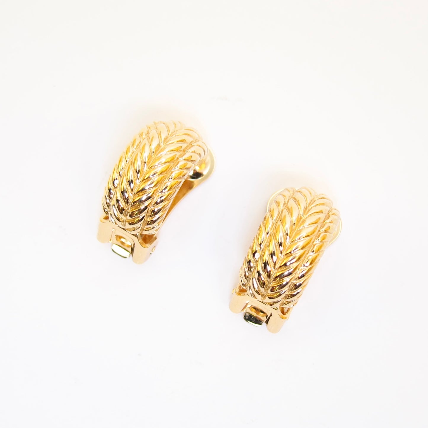 Christian Dior Vintage Stylish Golden Clip-on Earrings