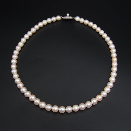 No Brand Vintage Akoya Pearl with Silver Buckle Necklace