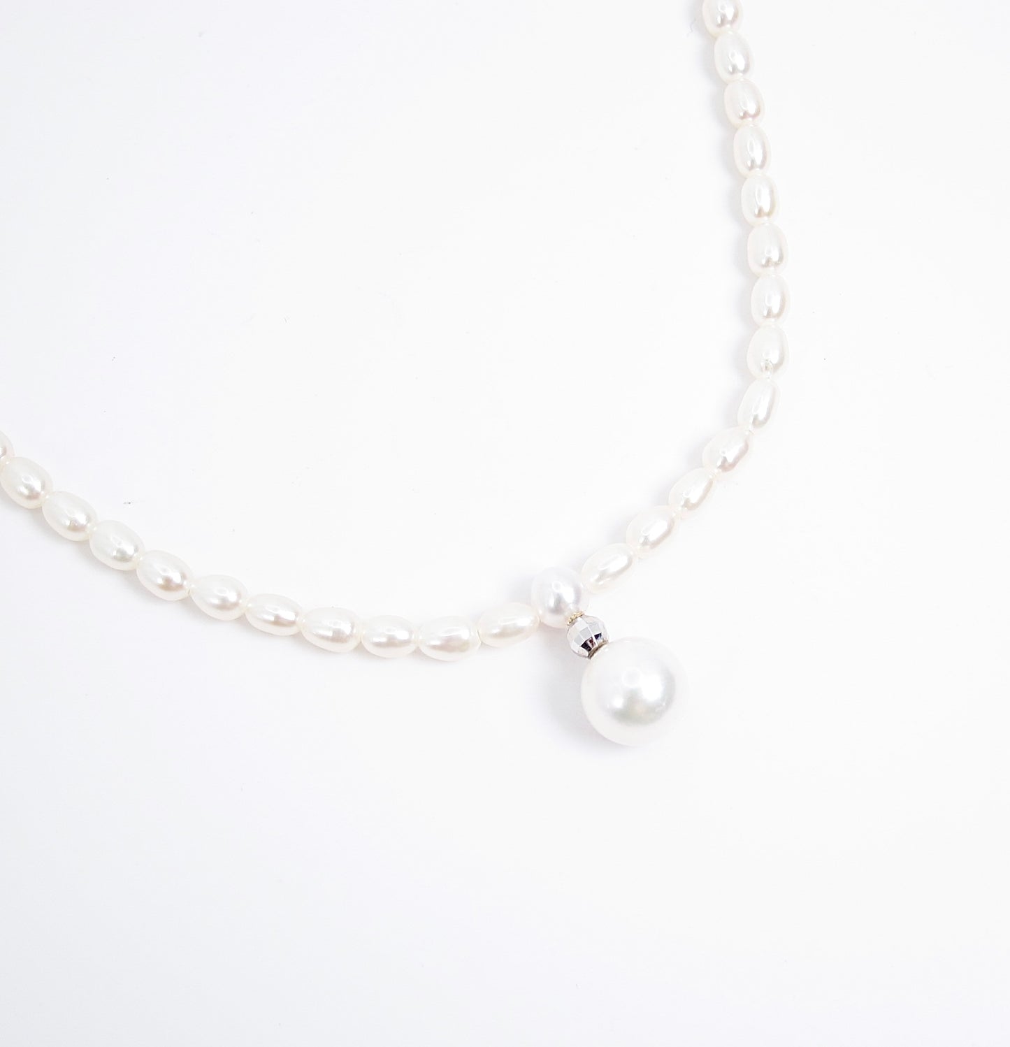 No Brand Vintage Akoya Pearl with Silver Buckle Necklace