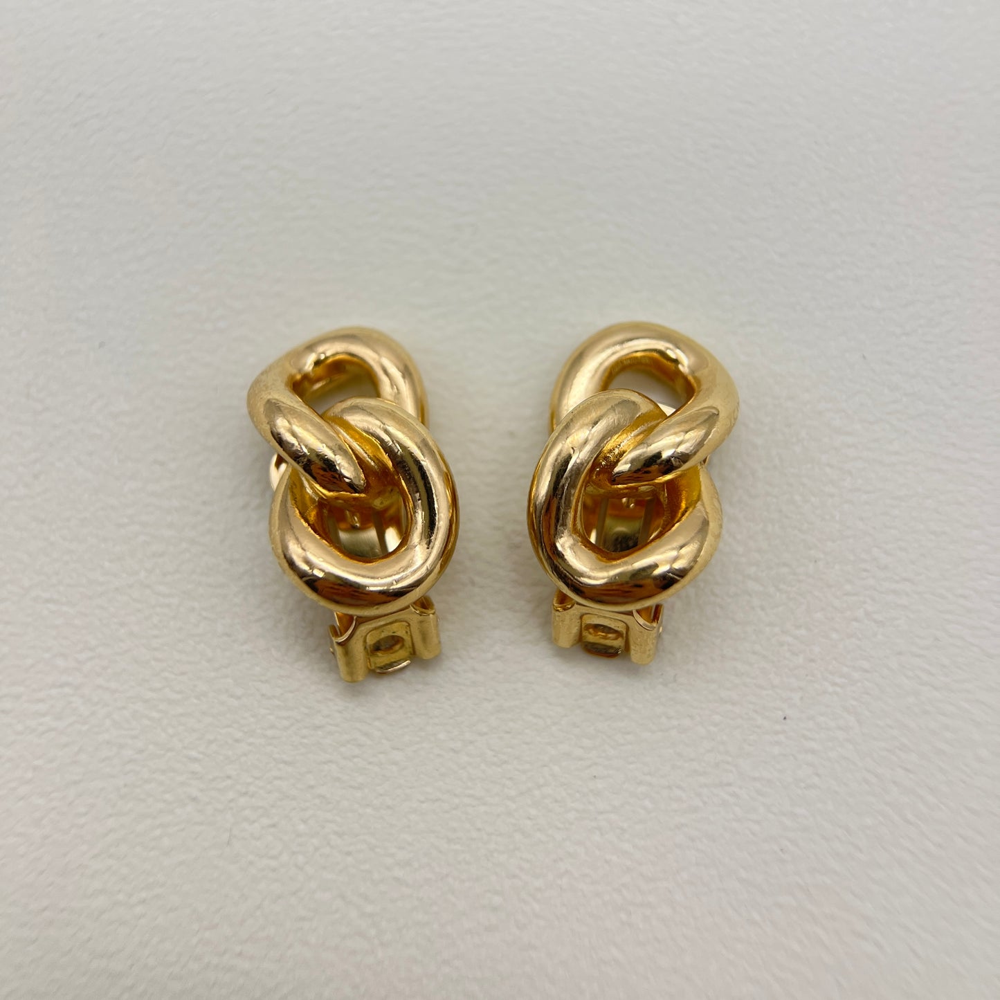 Christian Dior Vintage Link Golden Clip-on Earrings
