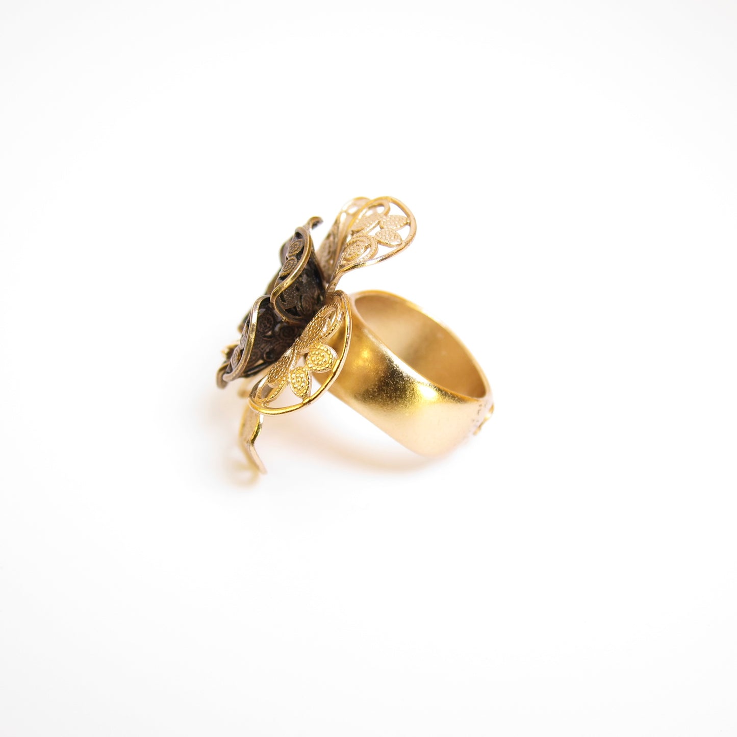 Chanel Vintage CC Logo Flower Motif Golden Ring #12.5