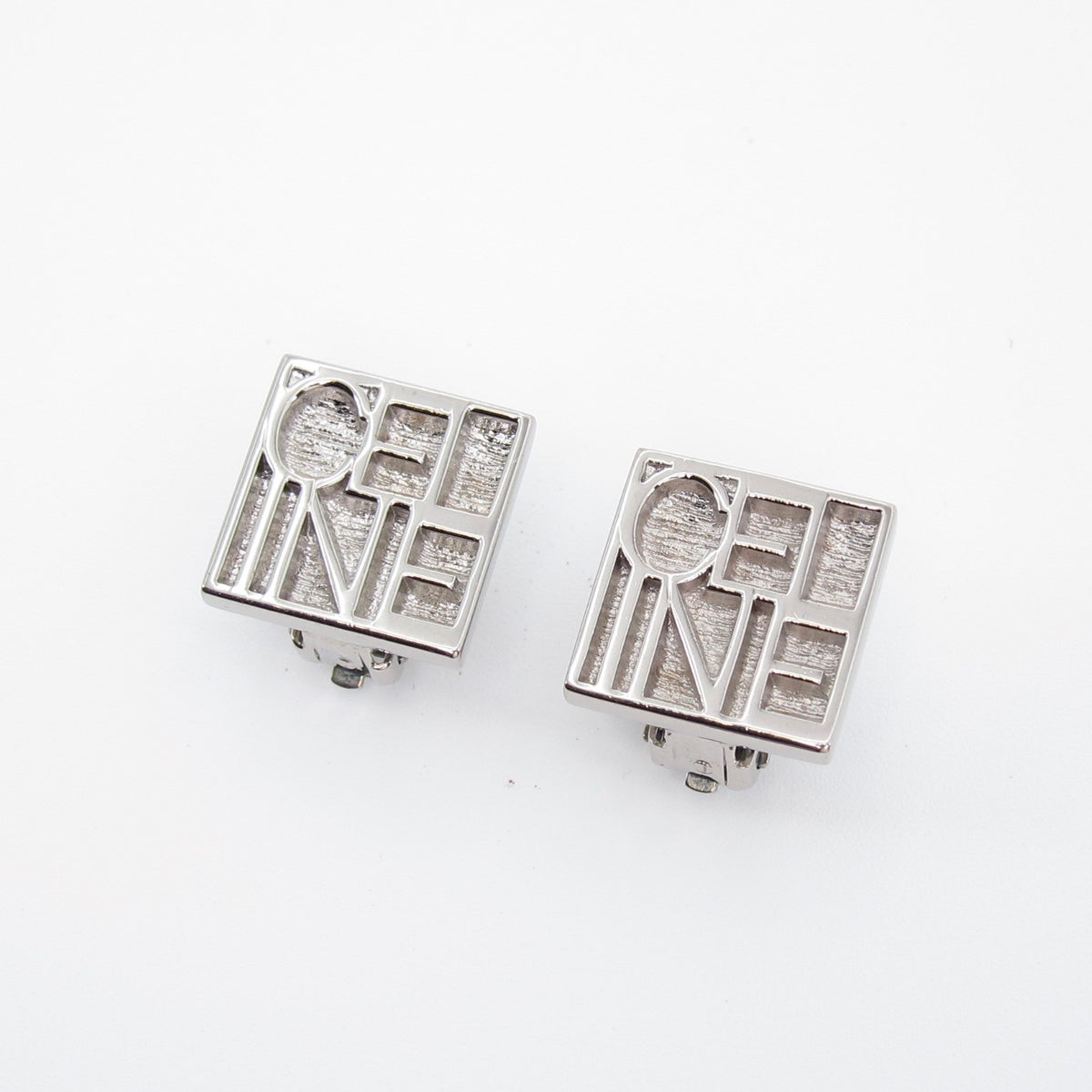 Celine 銀色方形字母標誌夾式耳環