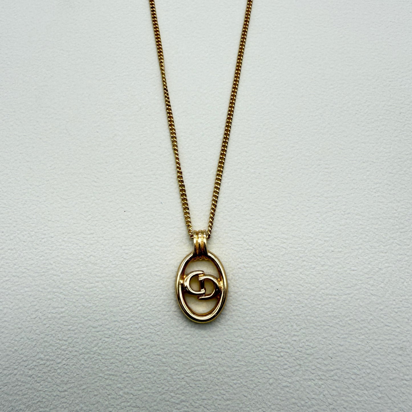 Christian Dior Vintage CD Logo in Oval Shape Golden Necklace