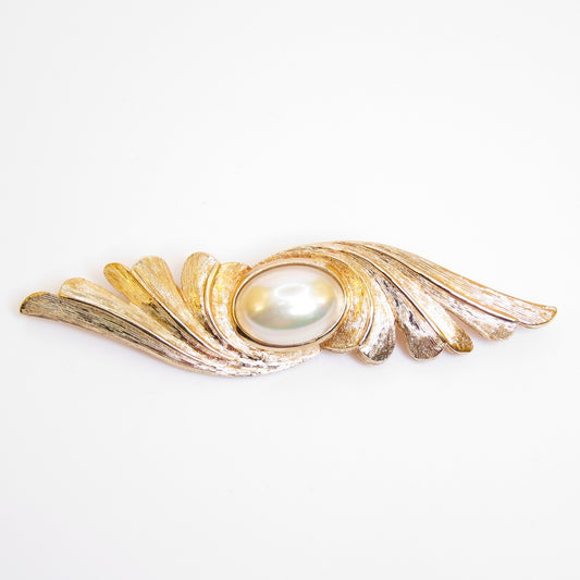 Christian Dior Vintage Stylish Pearl and Golden Brooch