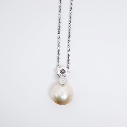 Tasaki Vintage Mabe Pearl Silver Necklace