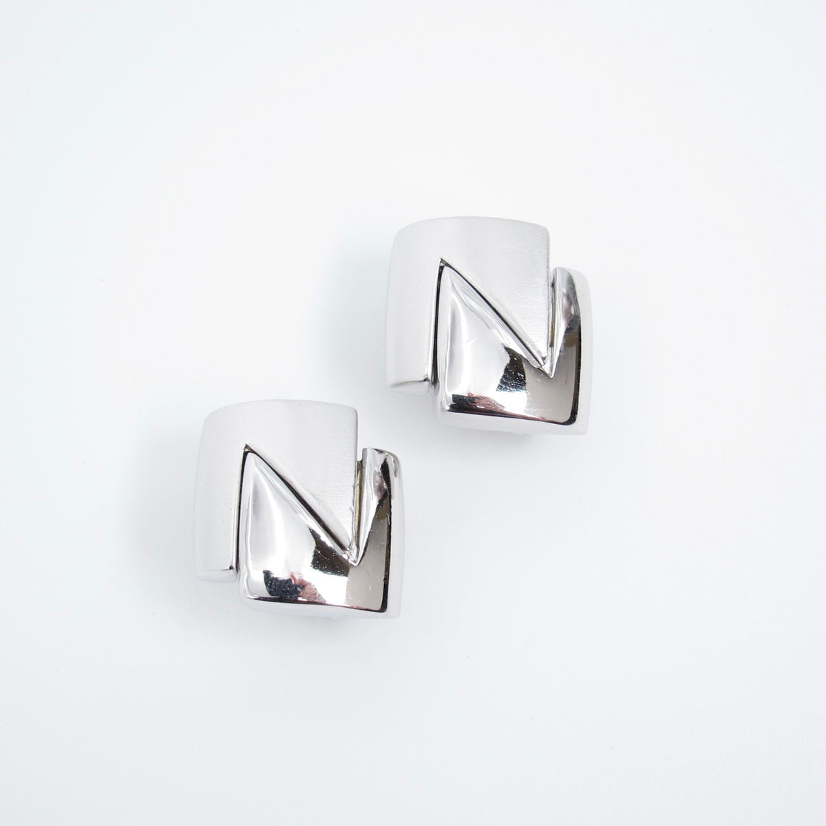 Givenchy 中古幾何 G 字耳夾
