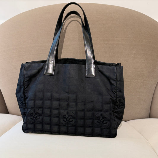 Chanel Vintage New Travel Line Tote Bag In Black Color