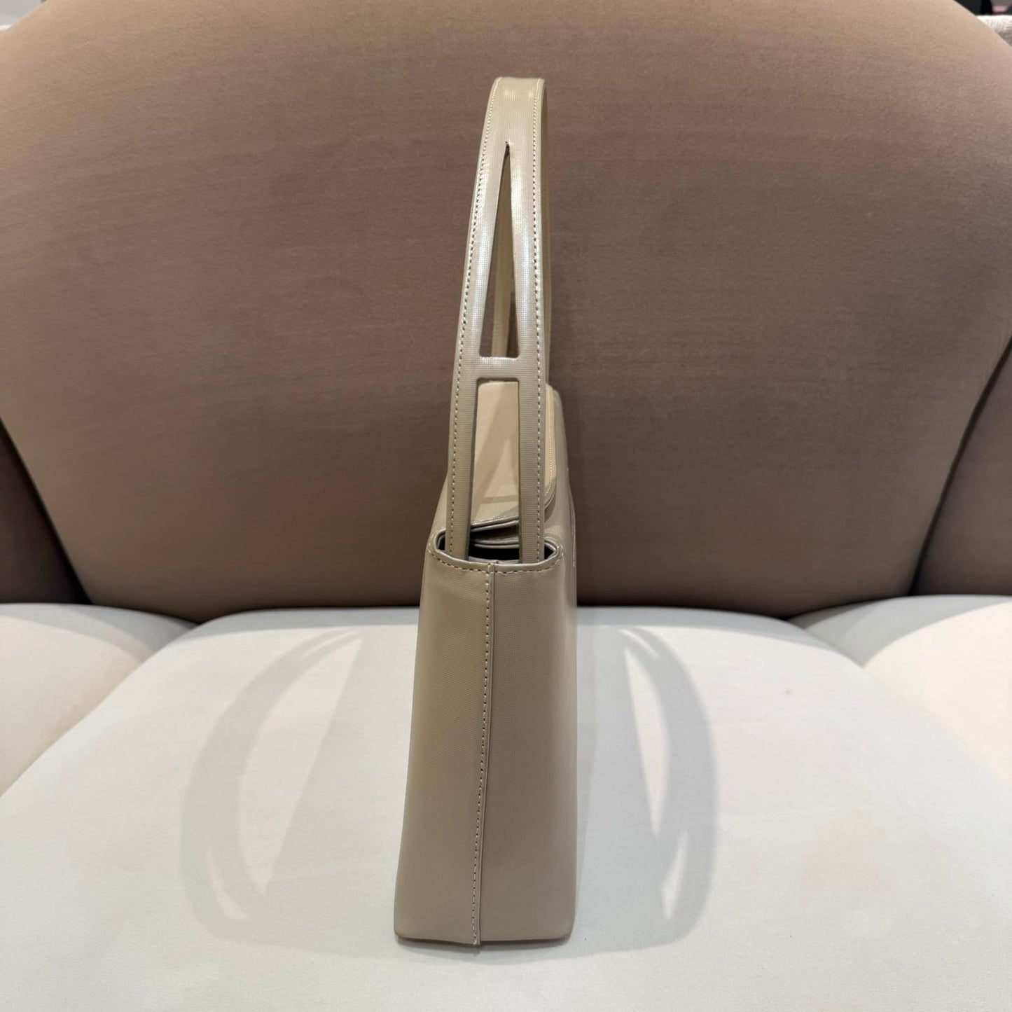 Givenchy Vintage Leather Shoulder Bag – Pale Taupe