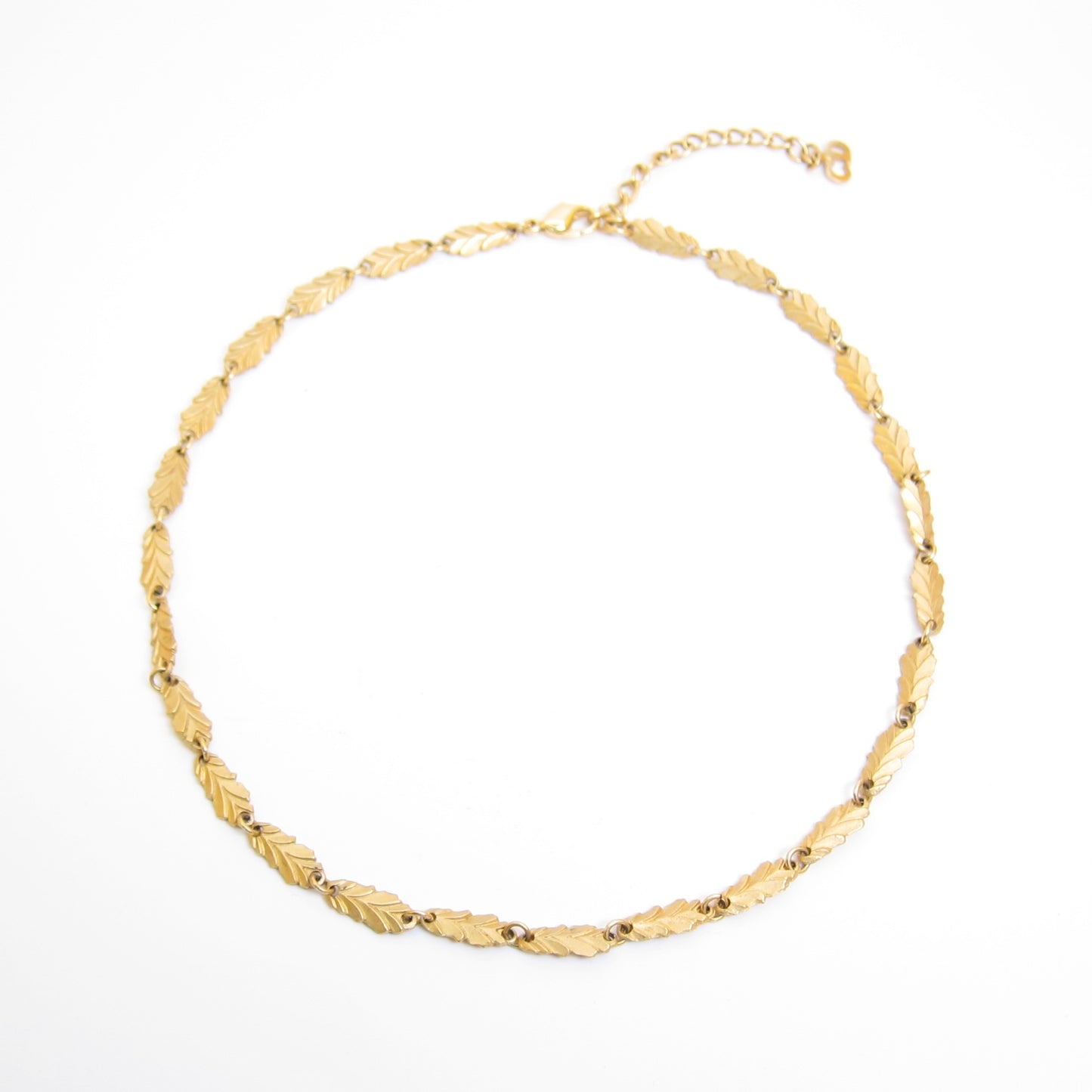 Christian Dior Vintage Leaves Motif Golden Necklace