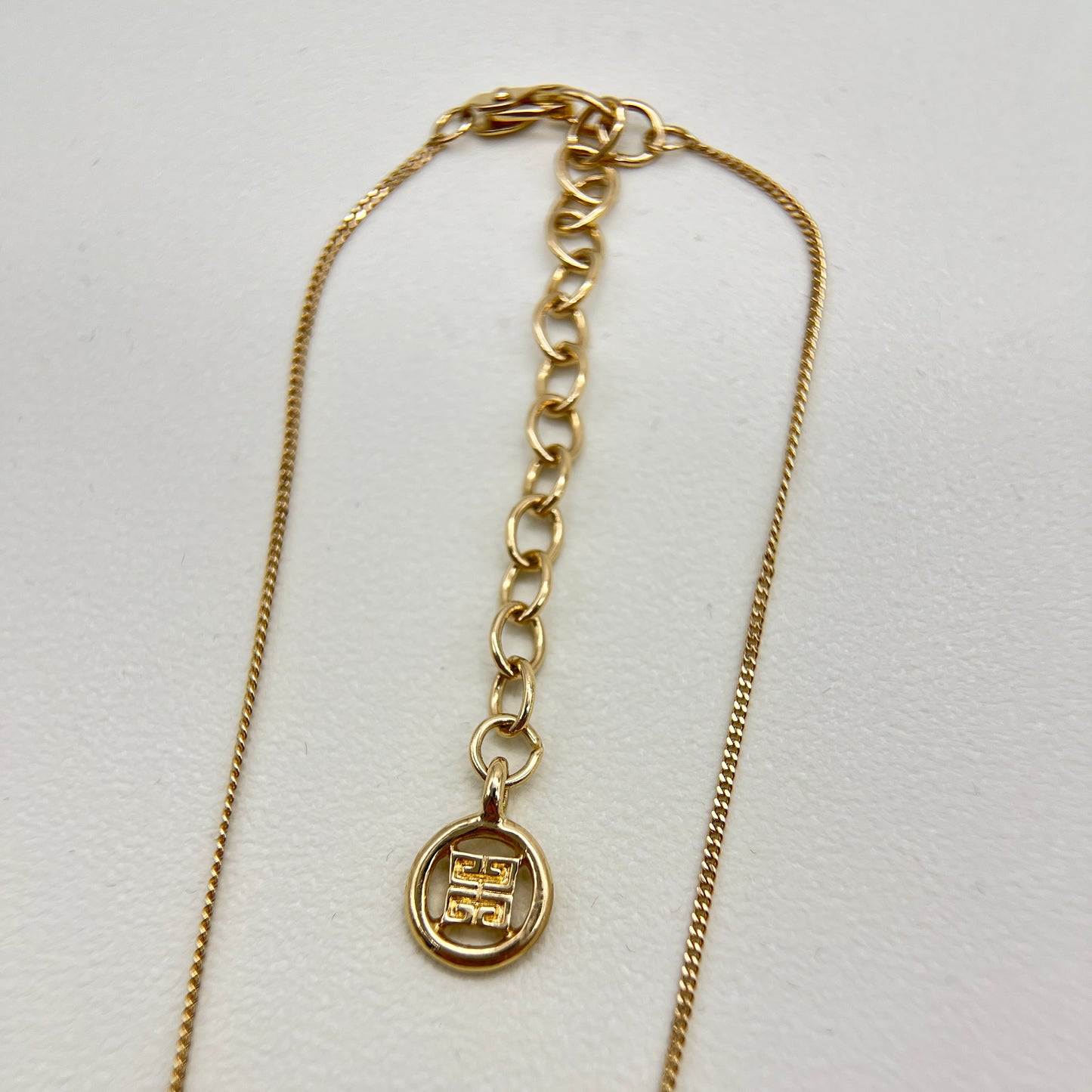 Givenchy Vintage 4G Logo and Pearl Golden Necklace
