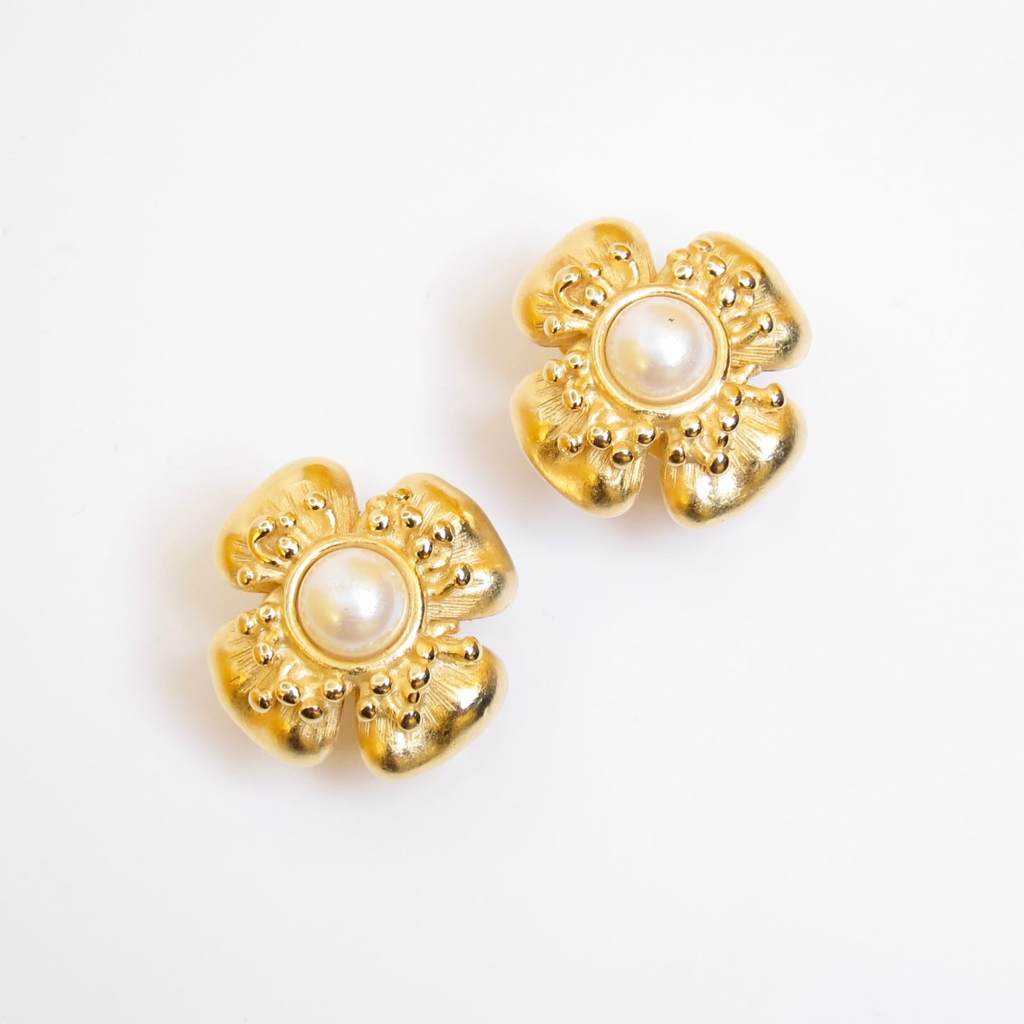 Givenchy Vintage Flower with Pearl Golden Clip-on Earrings