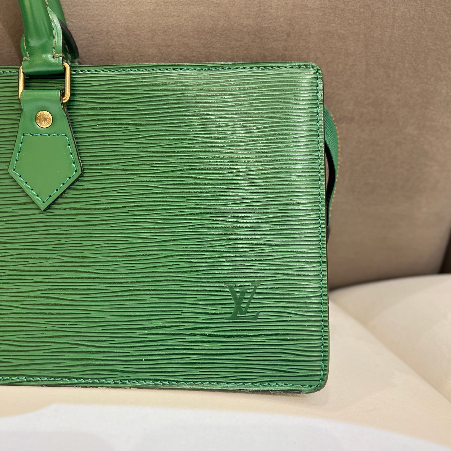 Louis Vuitton Vintage Sac Triangle Green Epi Leather Green Handbag