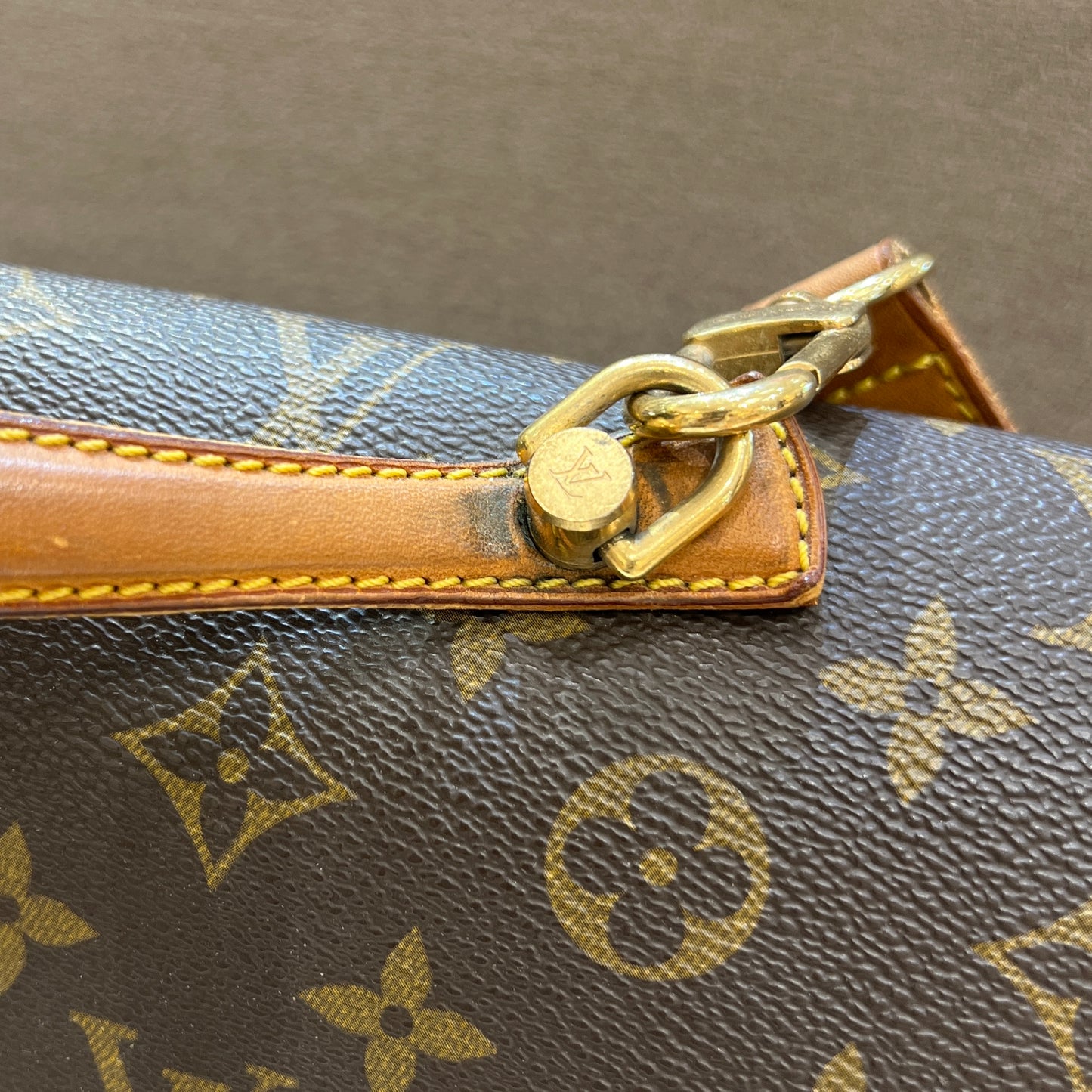 Louis Vuitton Vintage Brown Color Monogram Beverly Business Bag