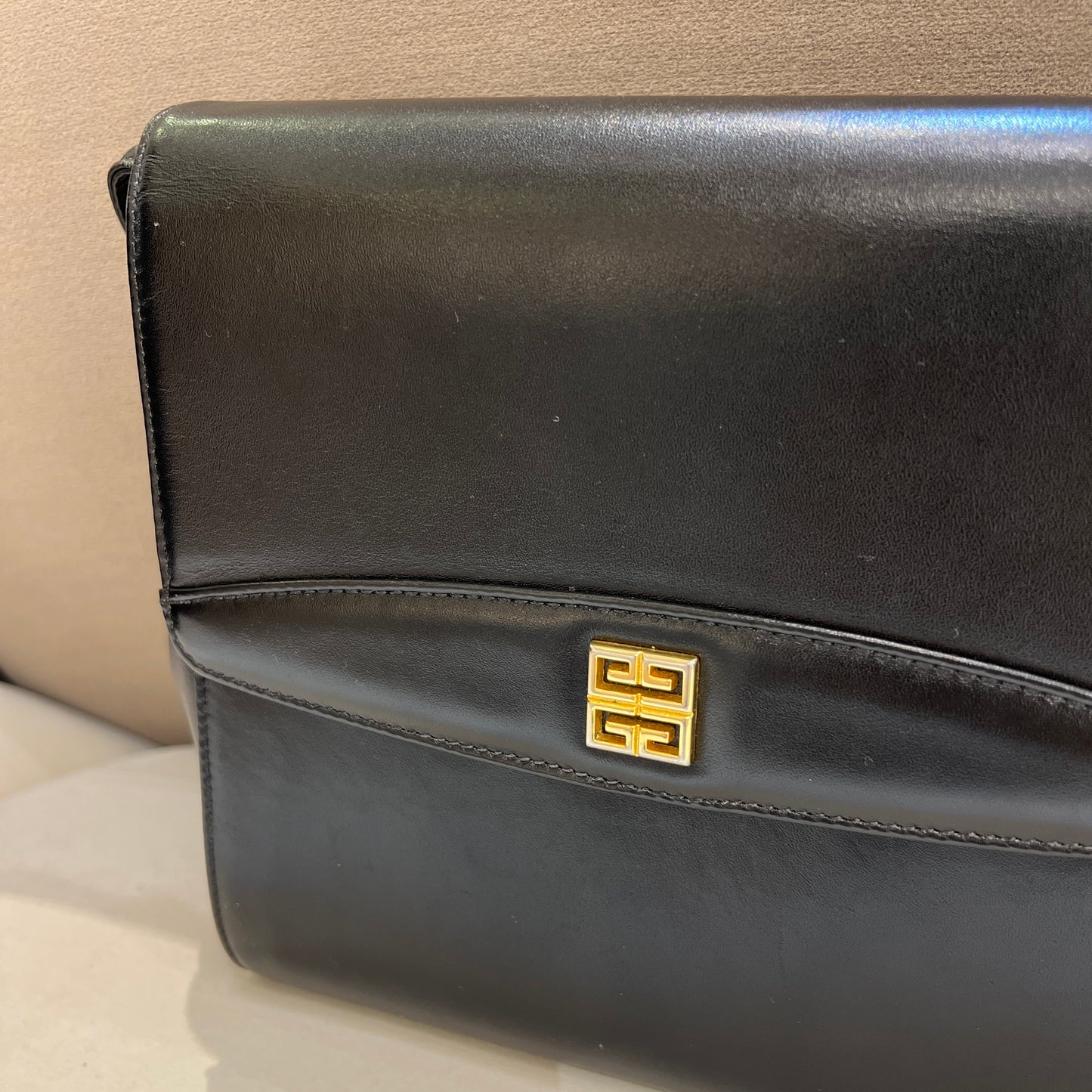 Givenchy Vintage Golden 4G Logo With Long Leather Strap In Black Leather Shoulder Bag