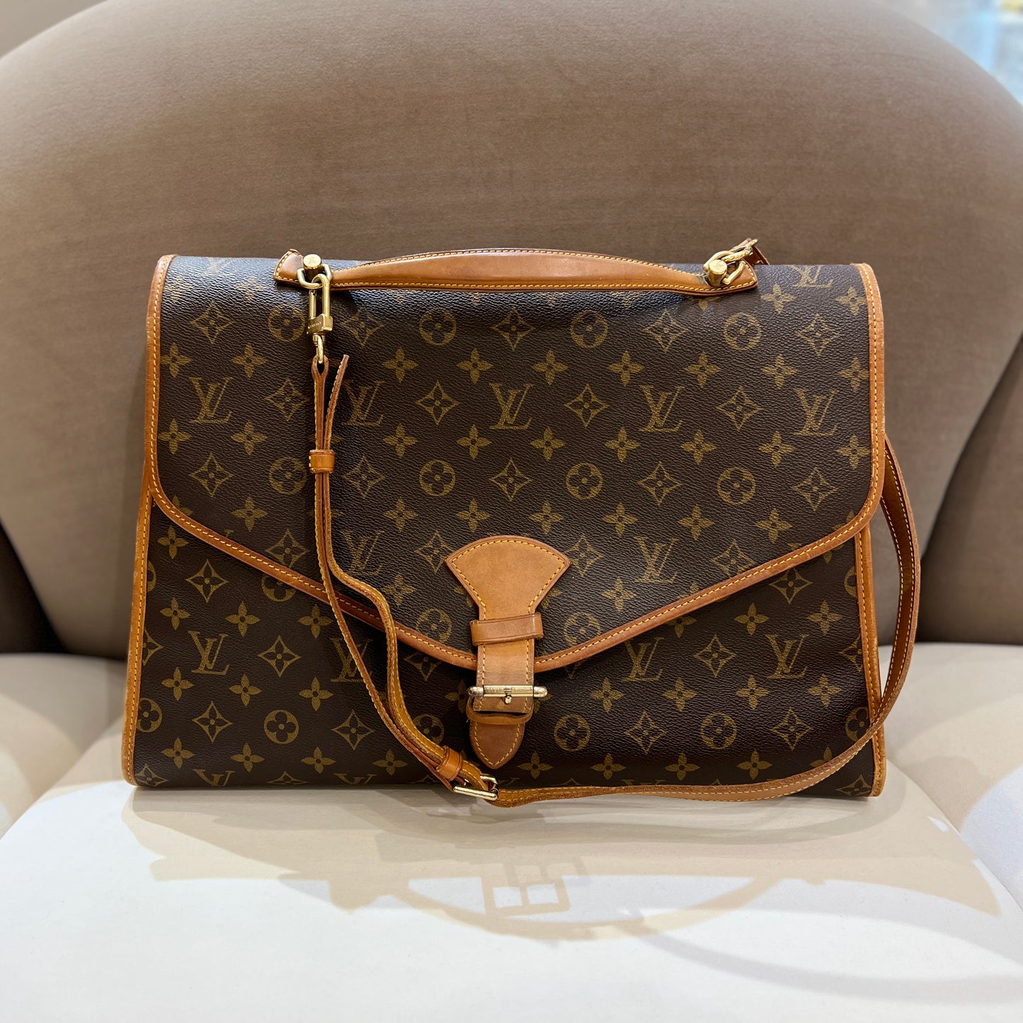 Louis Vuitton Vintage Brown Color Monogram Beverly Business Bag