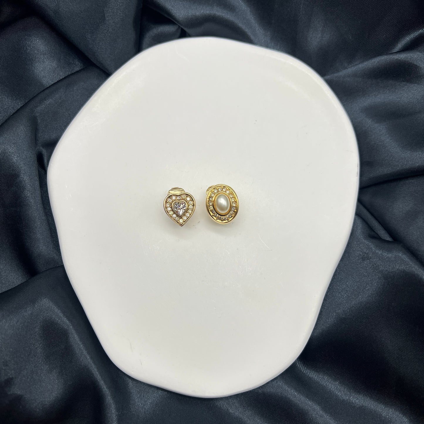 Christian Dior Heart Shape With Shinning Stone Clip-On Earrings