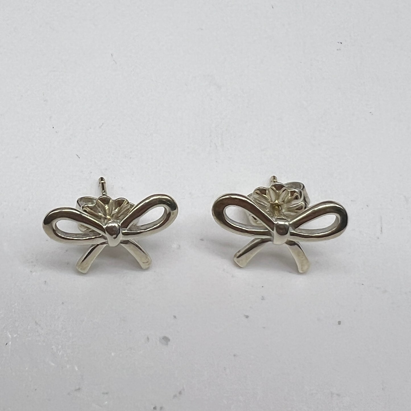 Tiffany & Co. 蒂芙尼中古簡約絲帶耳環